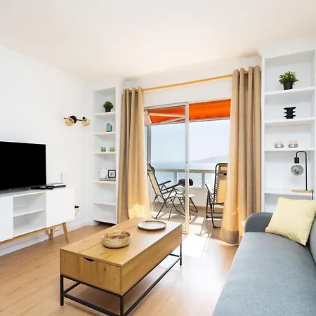 Apartman Home2book Stunning Sea Views & Pool,
